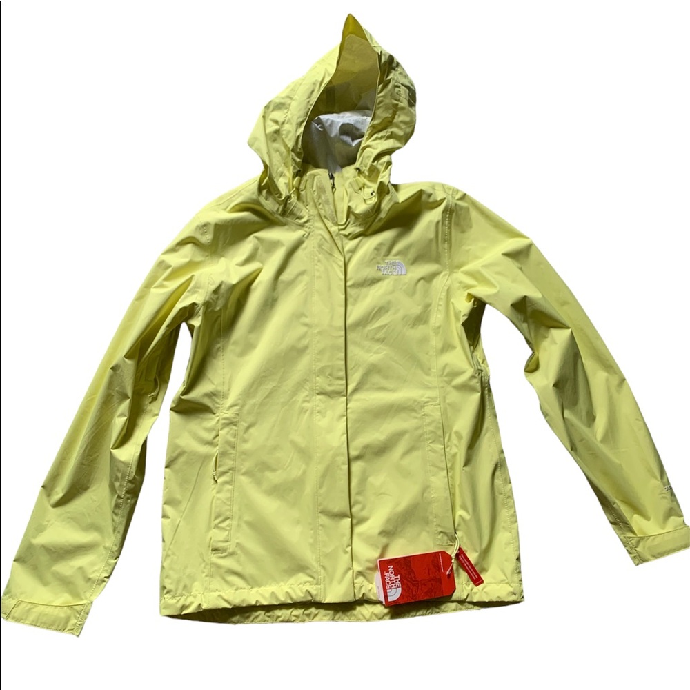BRAND NEW NORTH FACE RAIN JACKET ☔️